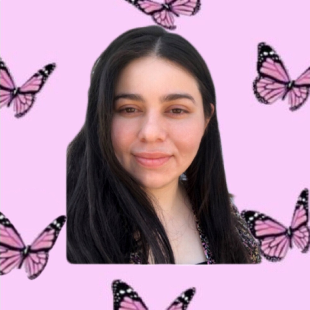 Meet your Posher, Adriana